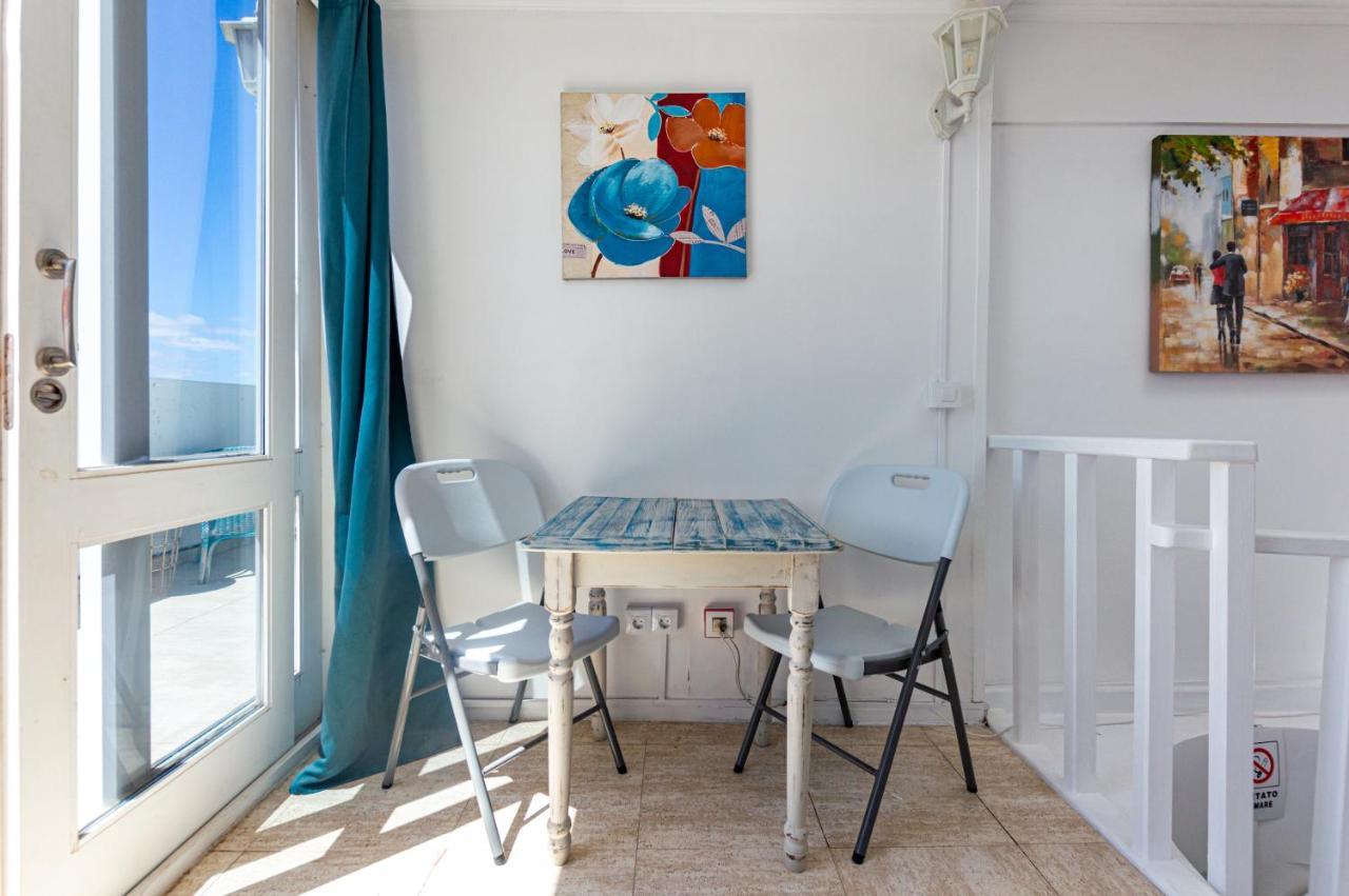 M.E.Downtownapartment Коралео Екстериор снимка